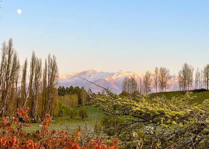 Spacious Escape With Outdoor Living - Rippon Lea Wanaka